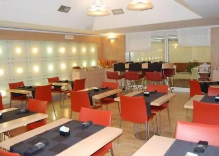 מלון Leonardo Boutique Termini רומא