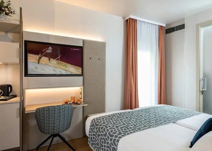 Leonardo Boutique Termini 4*