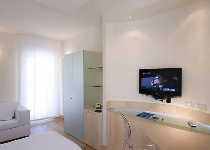 Leonardo Boutique Termini 4*