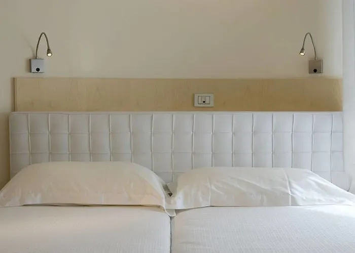 Leonardo Boutique Termini 4* רומא