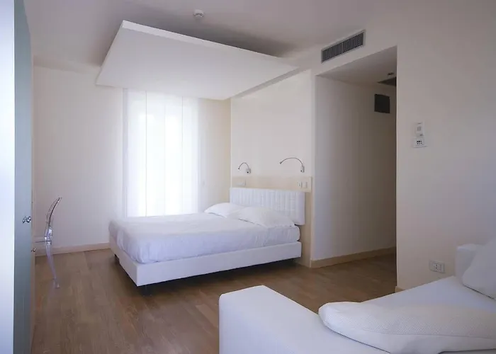 Leonardo Boutique Termini 4*
